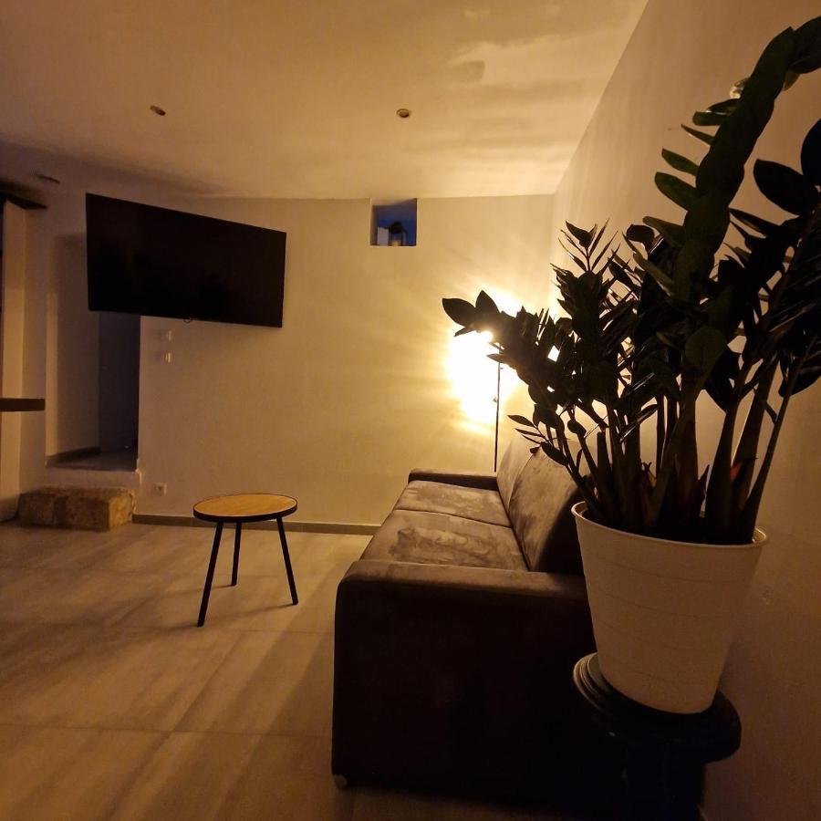 Apartment Vieille-ville De 2 Pieces Proche Nizza